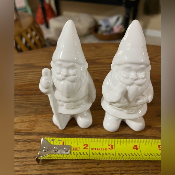 Set of 2 Ceramic Gnome Figurines - White Ceramic - Gnome Figurines - Picture 6 of 6